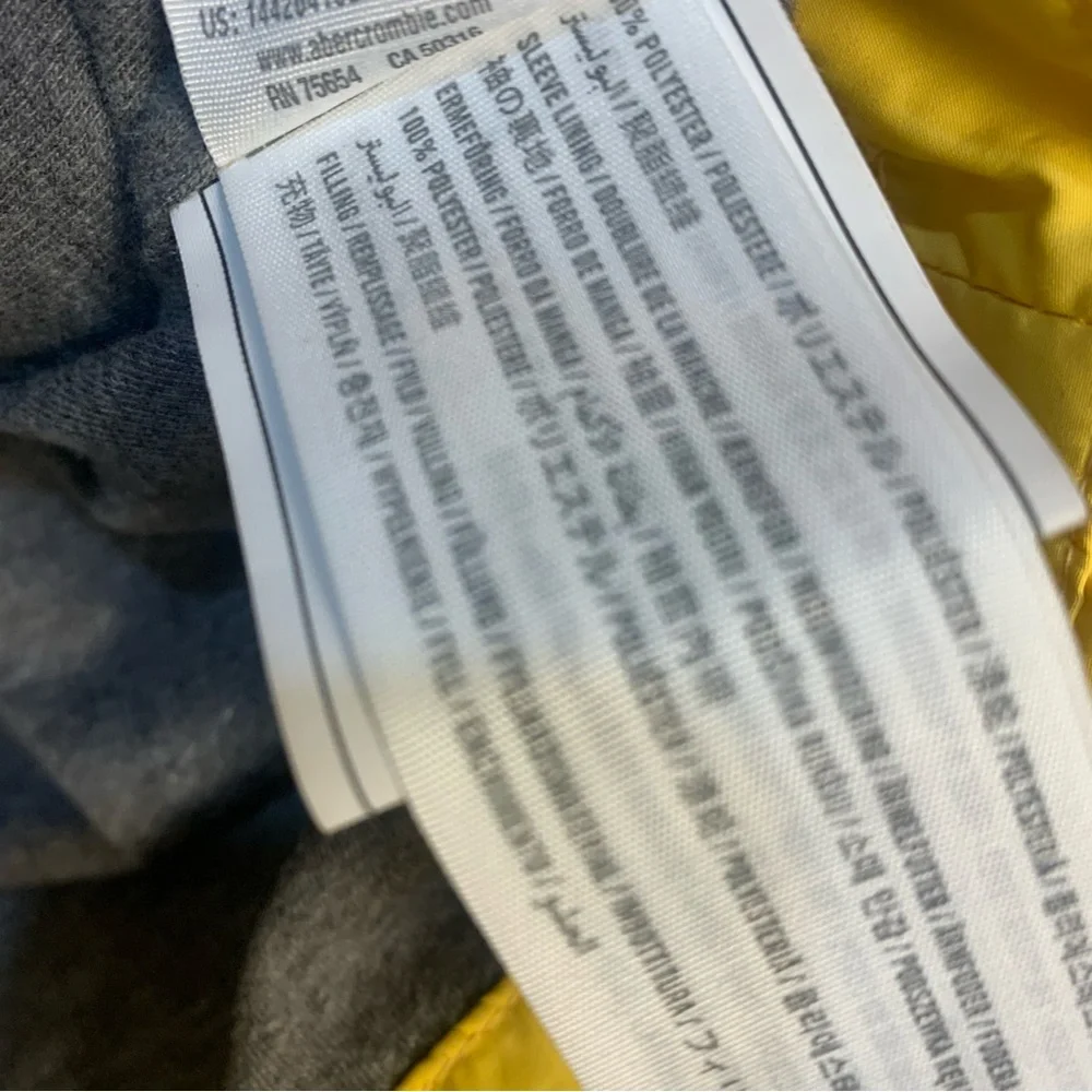 Abercrombie & Fitch Soft Yellow Puffer Jacket Zipper - Picture 11 of 13